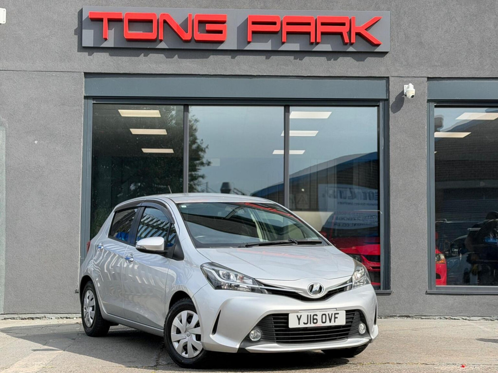 2016 Toyota YARIS