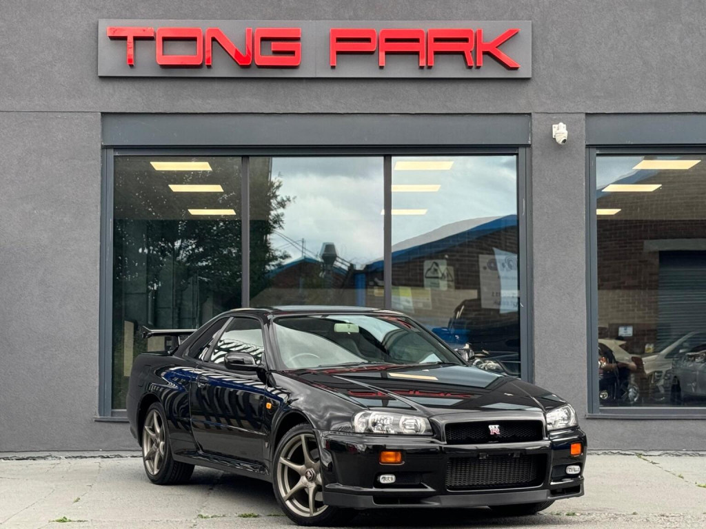 2000 Nissan Skyline