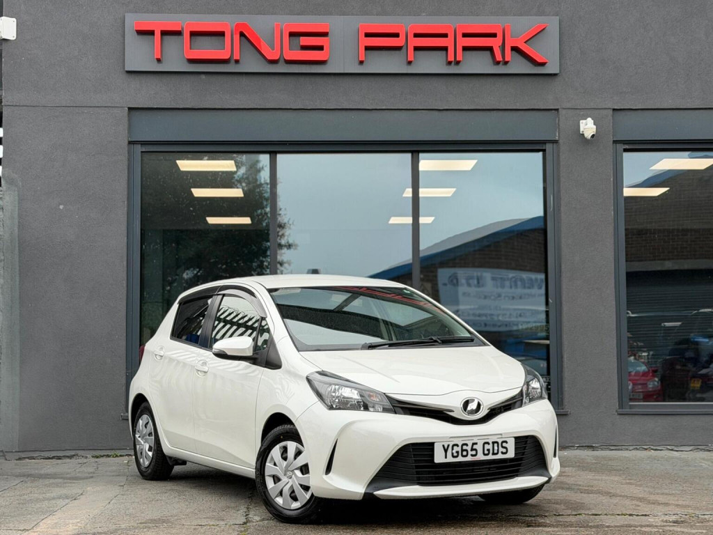 2015 Toyota YARIS