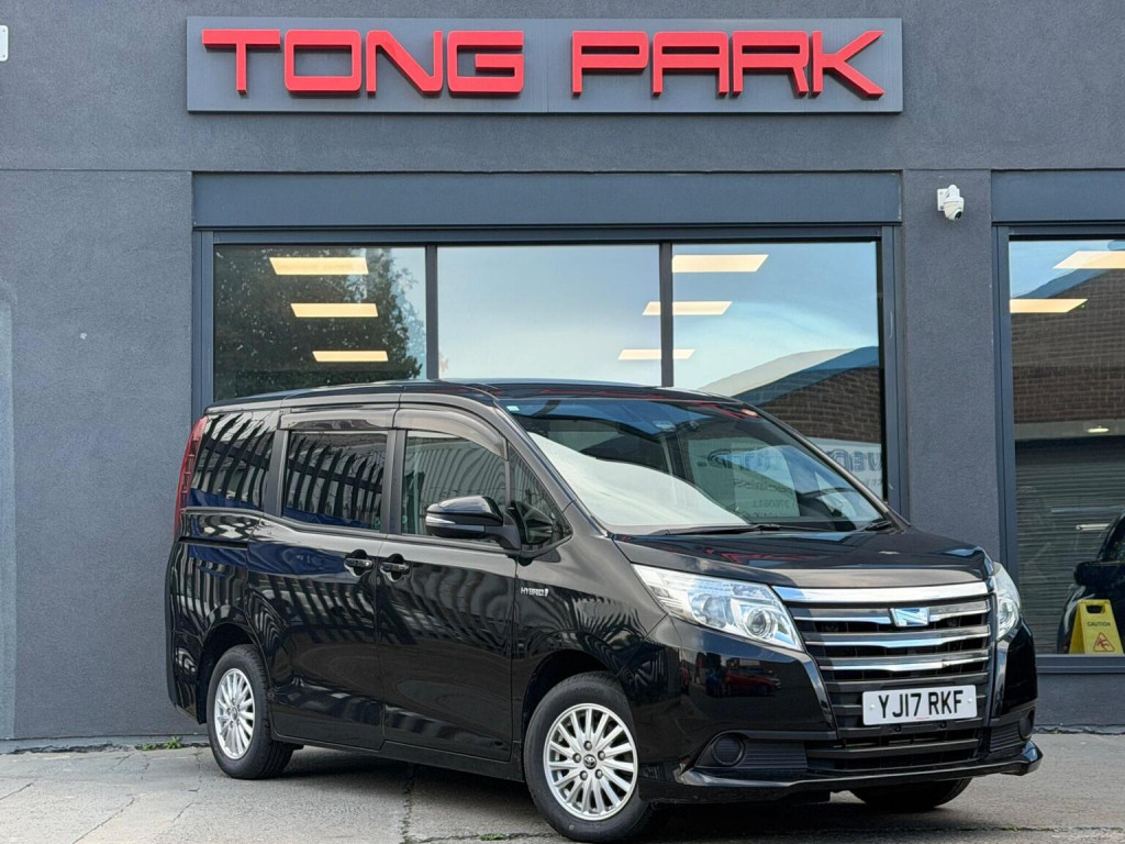 2017 Toyota NOAH
